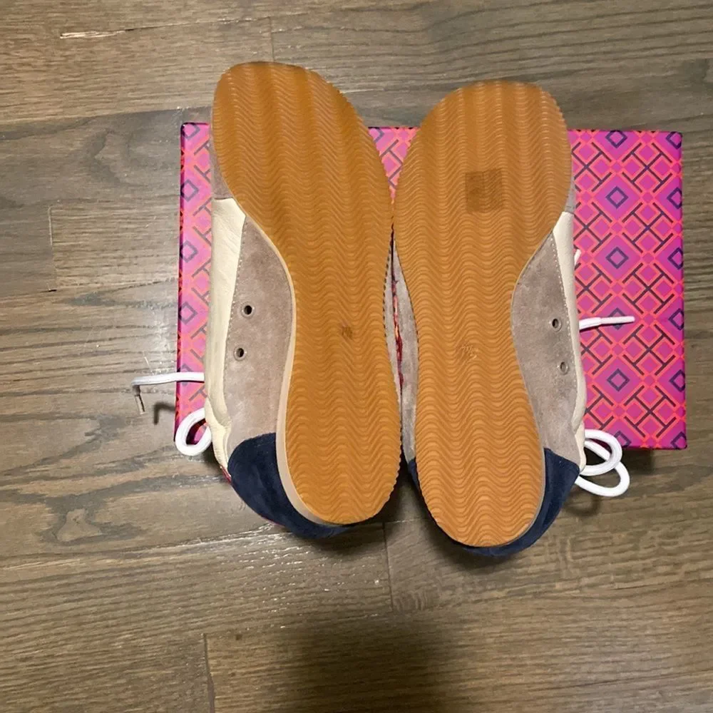 LAST CHANCE Tory Burch sneaker